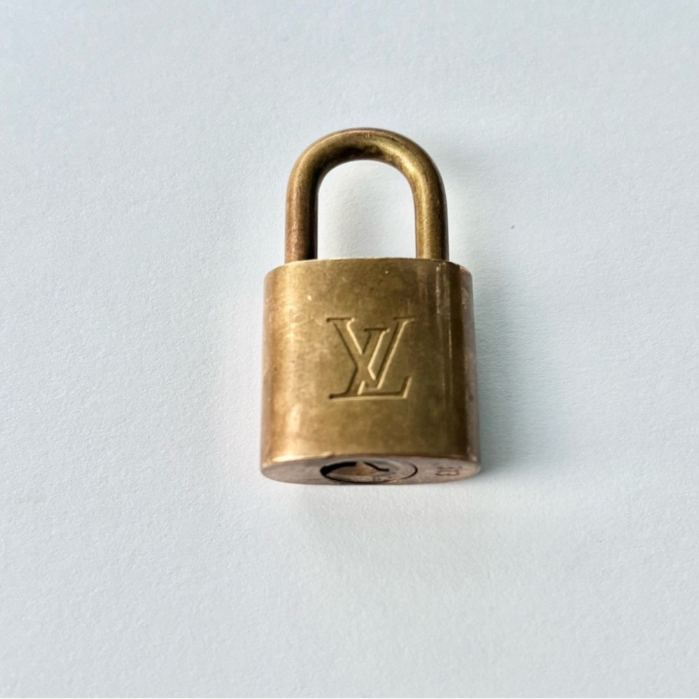 Louis Vuitton Padlock #313